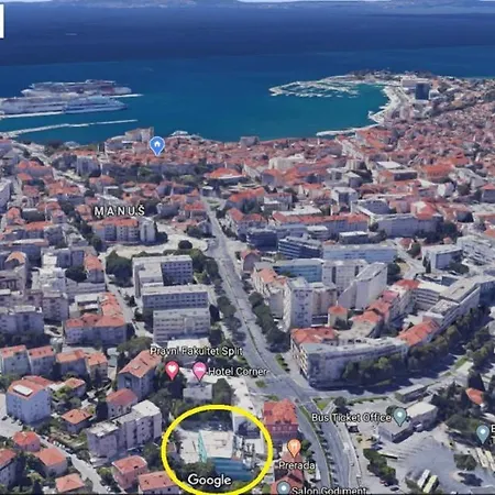Split Central Apartment,Free Private Parking ספליט